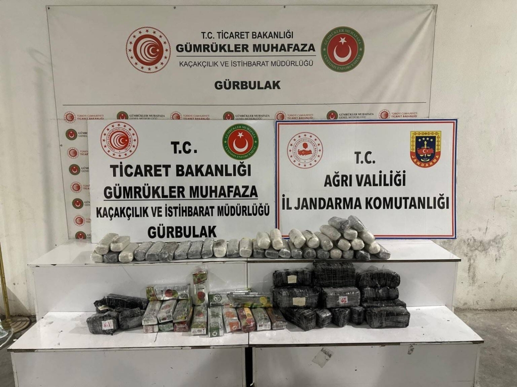 Gümrük Kapısında Uyuşturucu Operasyonu