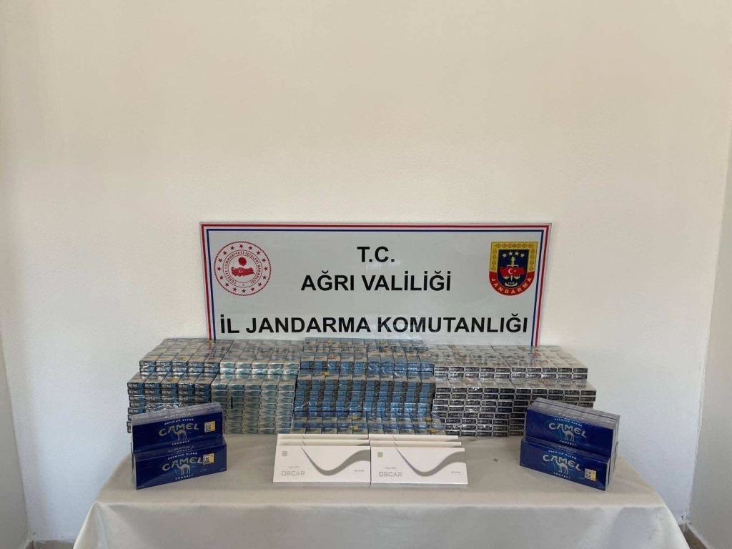 Yol Kontrollünde 3 Bin 500 Paket Kaçak Sigara Ele Geçirildi 