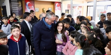 Ağrı Milli Eğitim Müdürü Kökrek Selçuk Ortaokulunu Ziyaret Etti