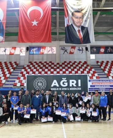 Ağrıda Okul Sporları Dart İl Birinciliği Sona Erdi