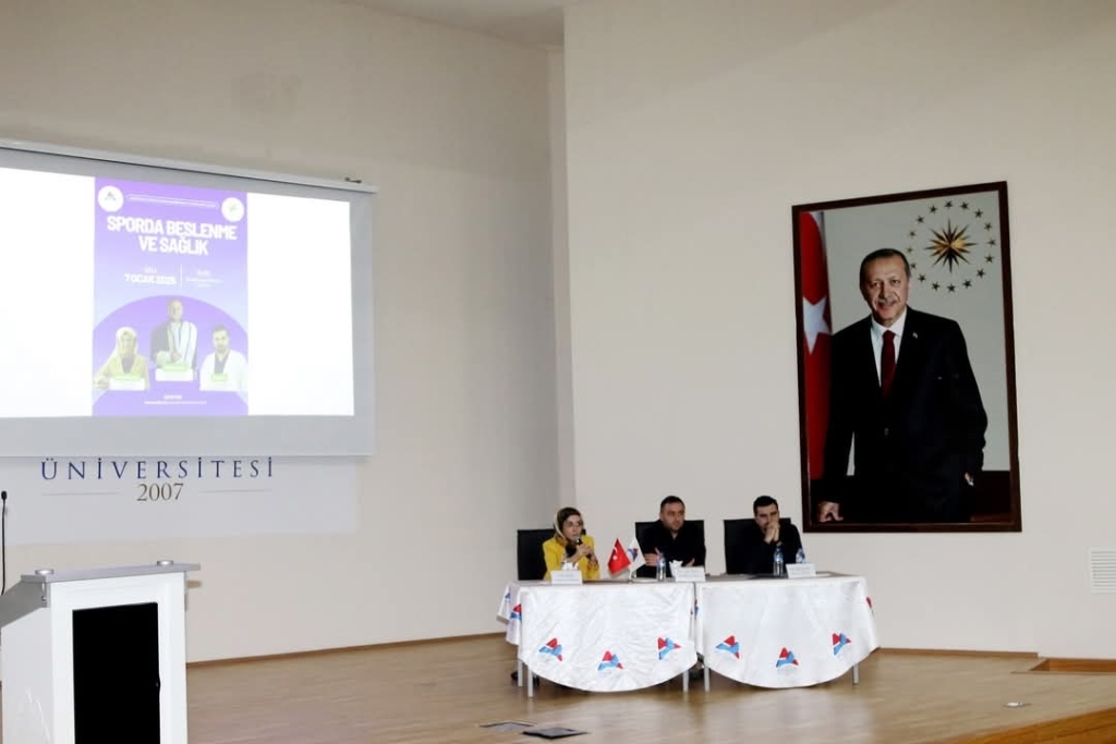 AİÇÜ'de "Sporda Beslenme ve Sağlık" Konulu Konferans Düzenlendi