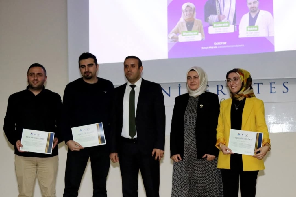 AİÇÜ'de "Sporda Beslenme ve Sağlık" Konulu Konferans Düzenlendi
