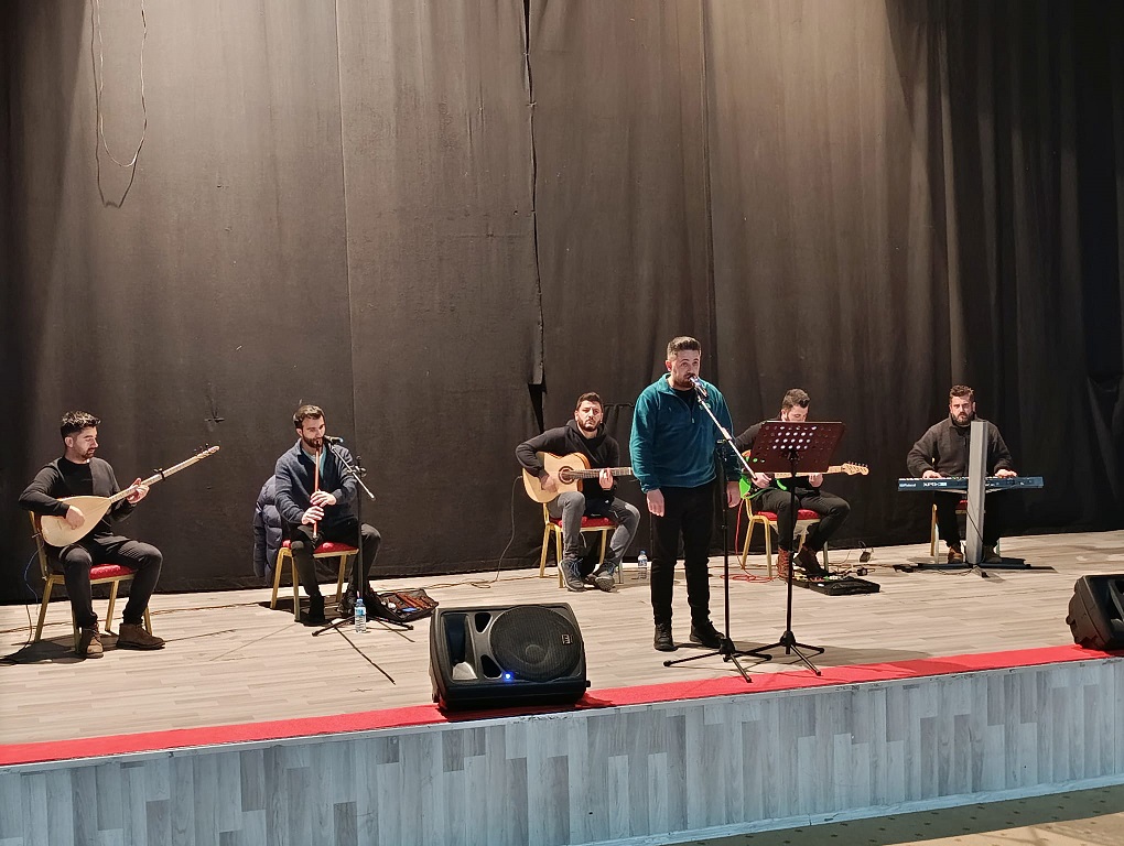 Üniversite Sınavına Hazırlanan Öğrenciler İçin Moral Konseri Düzenlendi