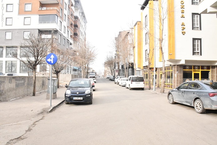 Patnos 5 Caddesinde Tek Yön Uygulaması Başladı