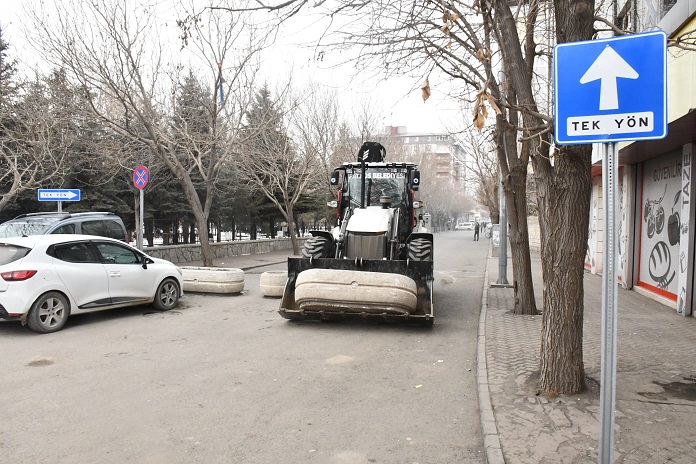 Patnos 5 Caddesinde Tek Yön Uygulaması Başladı