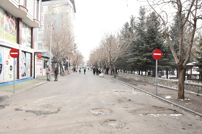 Patnos 5 Caddesinde Tek Yön Uygulaması Başladı