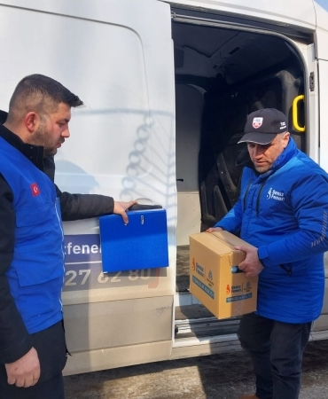 Ağrı Deniz Feneri Derneği 500 Aileye Temizlik Malzemesi Dağıttı