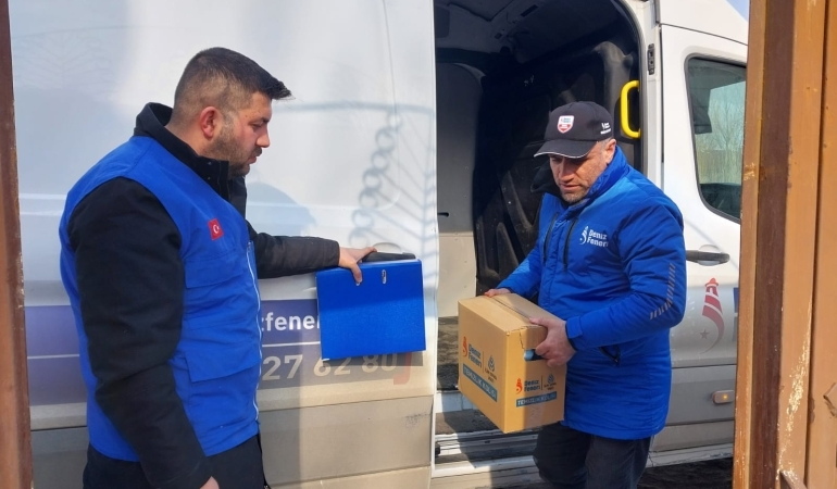 Ağrı Deniz Feneri Derneği 500 Aileye Temizlik Malzemesi Dağıttı