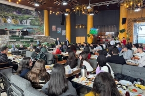 Ağrı Milli Eğitim Müdürü Kökrek Öğrencilerle Kahvaltıda Buluştu