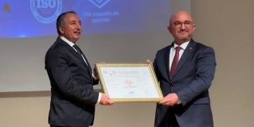 AİÇÜ TSE ve ISO Kalite Belgesini Almaya Hak Kazandı