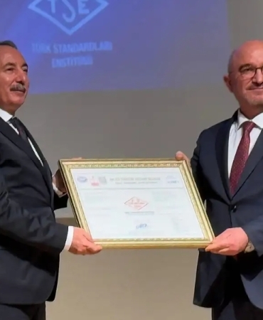 AİÇÜ TSE ve ISO Kalite Belgesini Almaya Hak Kazandı Patnos Haberleri Ağrı Patnos Son Dakika Haberleri AİÇÜ TSE ve ISO Kalite Belgesini Almaya Hak Kazandı