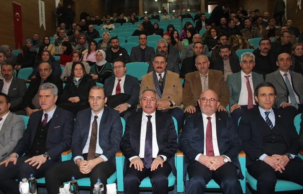 AİÇÜ TSE ve ISO Kalite Belgesini Almaya Hak Kazandı