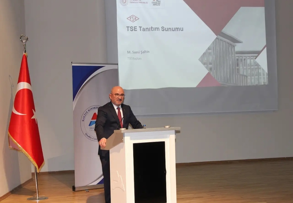 AİÇÜ TSE ve ISO Kalite Belgesini Almaya Hak Kazandı