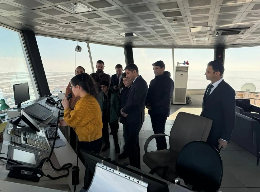 Öğrenciler Pilotluk Hayaline İlk Adımı Attı