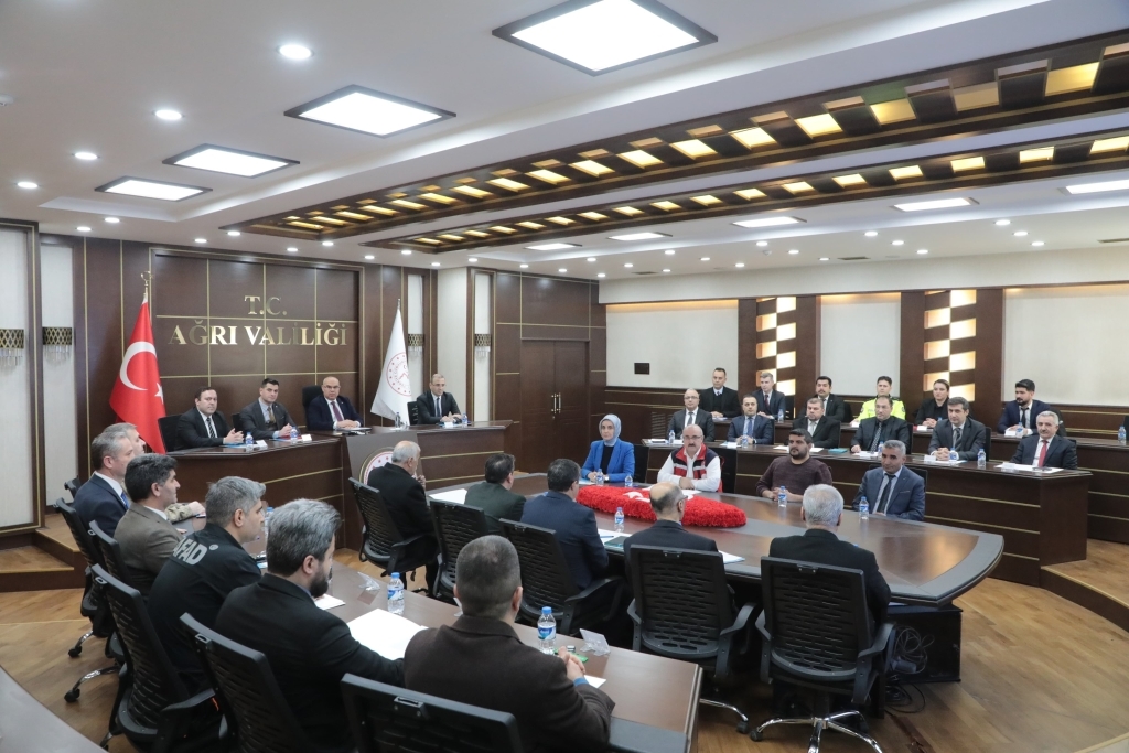Ağrıda Okul Çevresindeki Tehlikelere Karşı Önlemler Ele Alındı 