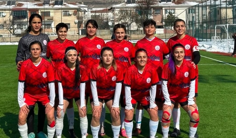 Kızlardan Gol Yağmuru