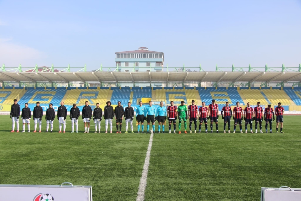 Zonguldakspor Ağrı'da Dondu