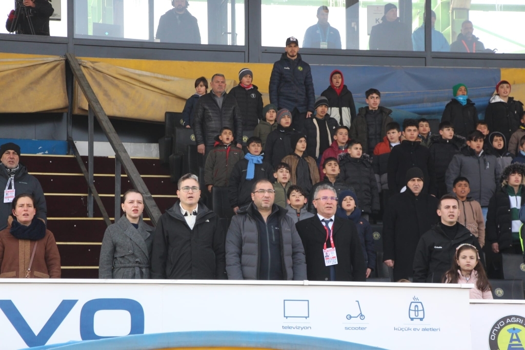 Zonguldakspor Ağrı'da Dondu