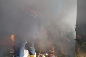 Kazan Dairesinde Çıkan Yangın Paniğe Neden Oldu