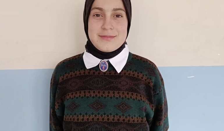 Yanlış İğne Genç Kızı Hayattan Kopardı Patnos Haberleri Ağrı Patnos Son Dakika Haberleri Yanlış İğne Genç Kızı Hayattan Kopardı