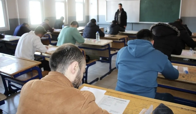 Siyer Yarışması Ağrıda Yoğun Katılımla Gerçekleşti