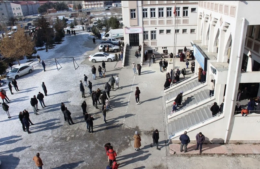 Siyer Yarışması Ağrı'da Yoğun Katılımla Gerçekleşti