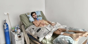 18 Yaşındaki Burak Tedavi İçin Destek Bekliyor