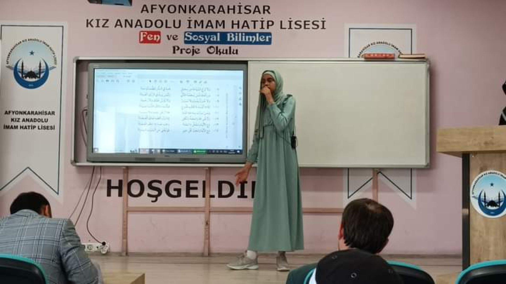 Arapça Şiir Yarışması Doğubayazıtlı Öğrenci Şampiyon