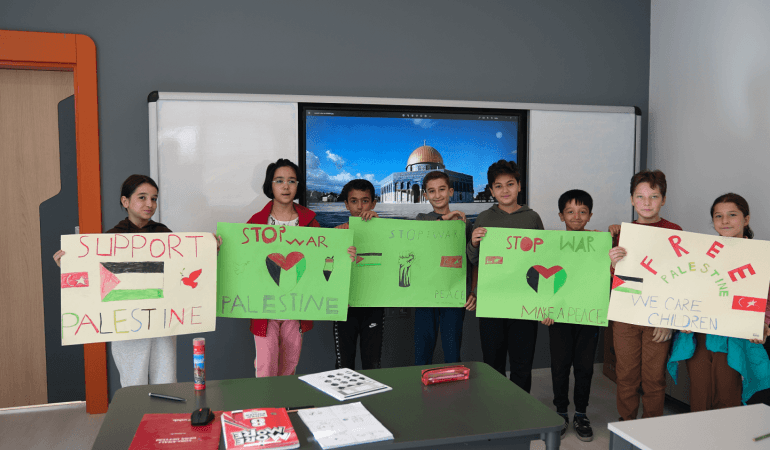 Filistin Desteği Etkinliği Ağrı İbrahim Çeçen Üniversitesi