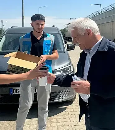 Ağrı Gençlik Kollarından Babalar Günü Jestleri Patnos Haberleri Ağrı Patnos Son Dakika Haberleri Ağrı Gençlik Kollarından Babalar Günü Jestleri