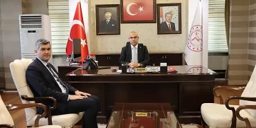 Diyadin Kaymakamı Furkan Korkusuzdan Vali Koça Ziyaret