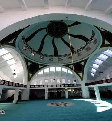 Ağrı Cami Avluları: Yaz Günlerinde Cemaati Ağırlıyor