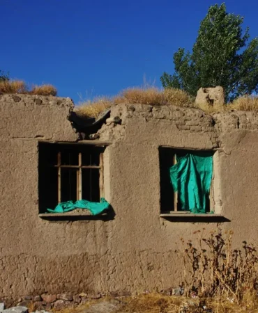 Ağrı Yıkık Evler Mahalleliyi Tedirgin Ediyor Patnos Haberleri Ağrı Patnos Son Dakika Haberleri Ağrı Yıkık Evler Mahalleliyi Tedirgin Ediyor