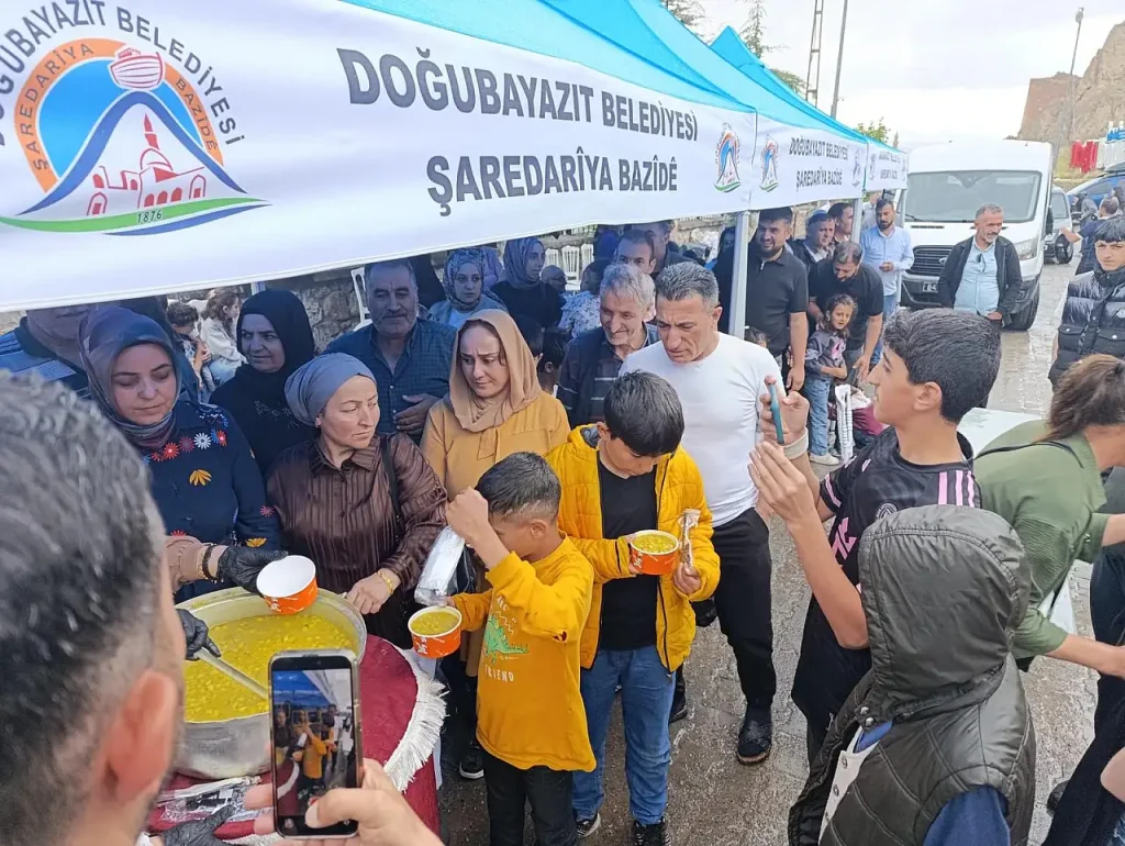 Doğubayazıt Aşure Etkinliği Birlik ve Dayanışma