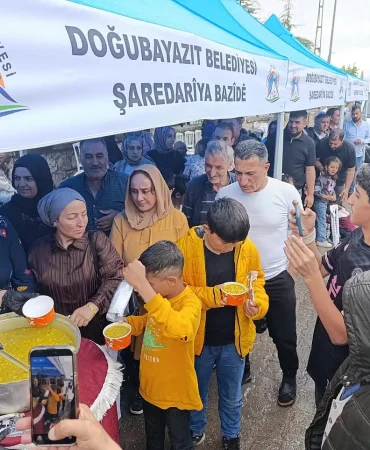 Doğubayazıt Aşure Etkinliği Birlik ve Dayanışma