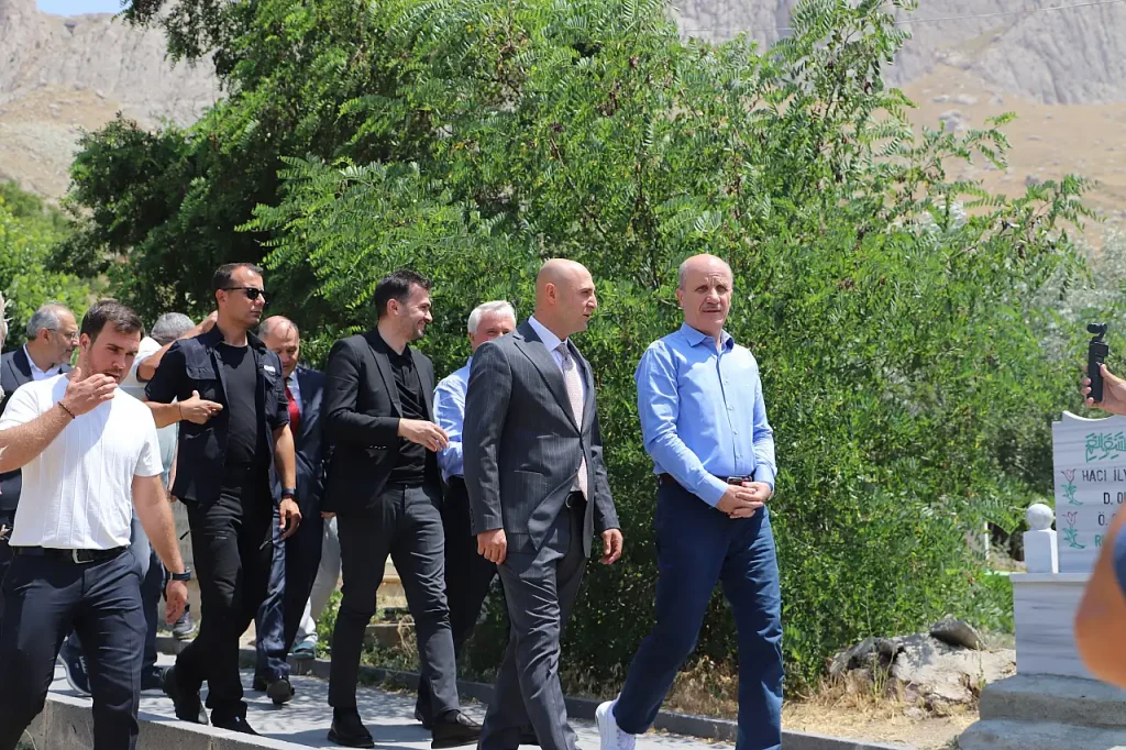 Doğubayazıt ziyareti YÖK Başkanı Özvardan önemli adımlar