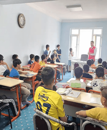 Kızılay Doğubayazıt Öğrencilere Moral Ziyareti Gerçekleştirdi Patnos Haberleri Ağrı Patnos Son Dakika Haberleri Kızılay Doğubayazıt Öğrencilere Moral Ziyareti Gerçekleştirdi