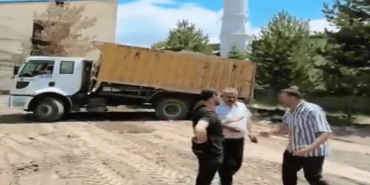 Patnos Alpaslan Camii Düzenlemesi Devam Ediyor