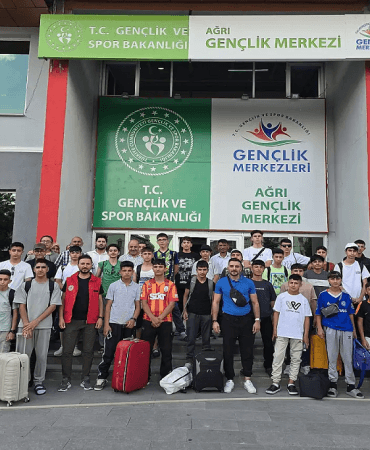 Yaz Kampı Ağrıdan İstanbul ve Mersine Başlıyor