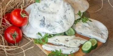Tuzlu Otlu Peynir Yaz Aylarının Yöresel Lezzeti
