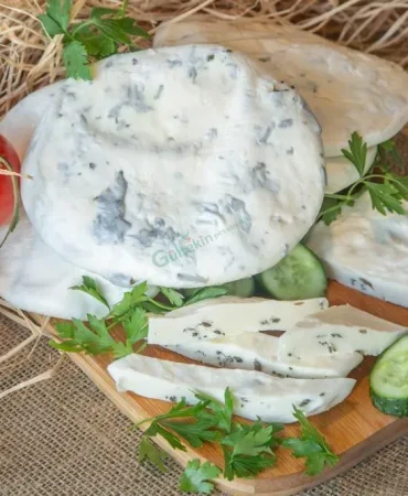 Tuzlu Otlu Peynir Yaz Aylarının Yöresel Lezzeti