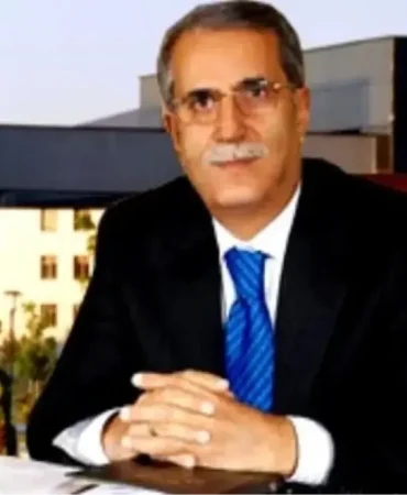 İbrahim Çeçen Eğitim Yatırımları ile Geleceği Şekillendiriyor Patnos Haberleri Ağrı Patnos Son Dakika Haberleri İbrahim Çeçen Eğitim Yatırımları ile Geleceği Şekillendiriyor