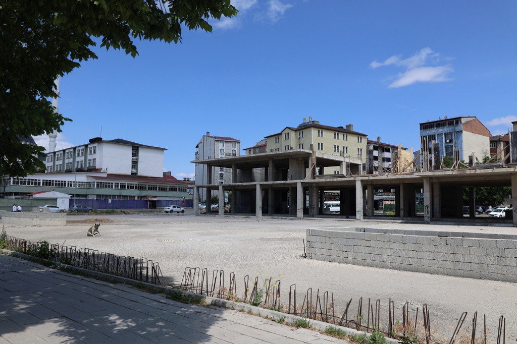 Ağrı Kent Meydanı Projesi Hızla İlerliyor
