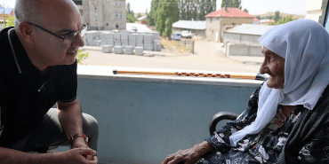 Ağrı Valisi Ziyareti 100 Yaşındaki Asiye Işık