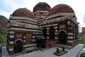 Ahmed-i Hani Türbesi Doğubayazıtın Gizemli Mekanı