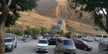 Ahmed-i Hani Türbesi Hafta Sonu Ziyaretçi Yoğunluğu