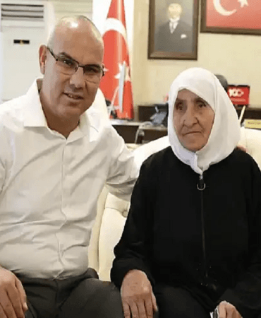 Şehit Ailelerine Değer Verme Ağrı Valisi Ziyareti