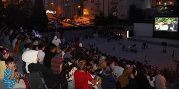 Ağrı Sinema Günleri Yaz Akşamlarının Keyfi