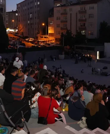 Ağrı Sinema Günleri Yaz Akşamlarının Keyfi Patnos Haberleri Ağrı Patnos Son Dakika Haberleri Ağrı Sinema Günleri Yaz Akşamlarının Keyfi