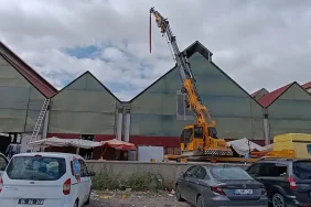 Ağrı Belediyesi Sebze Pazarını Yeniliyor